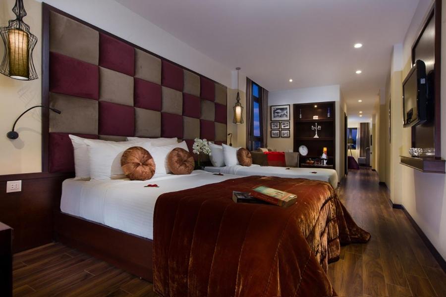 Ambassador Hanoi Hotel & Travel - Family Room City View