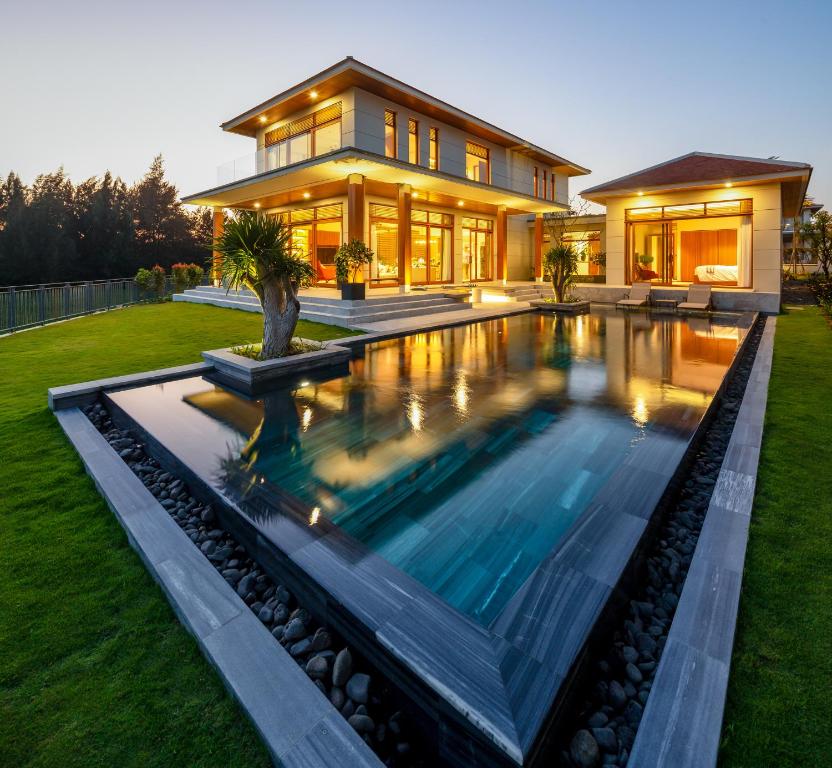 Wonderful Coastal Villas