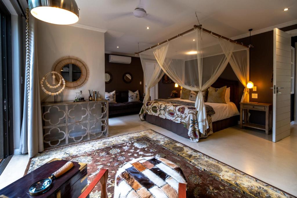 Safari Moon Luxury Bush Lodge - Executive Suite