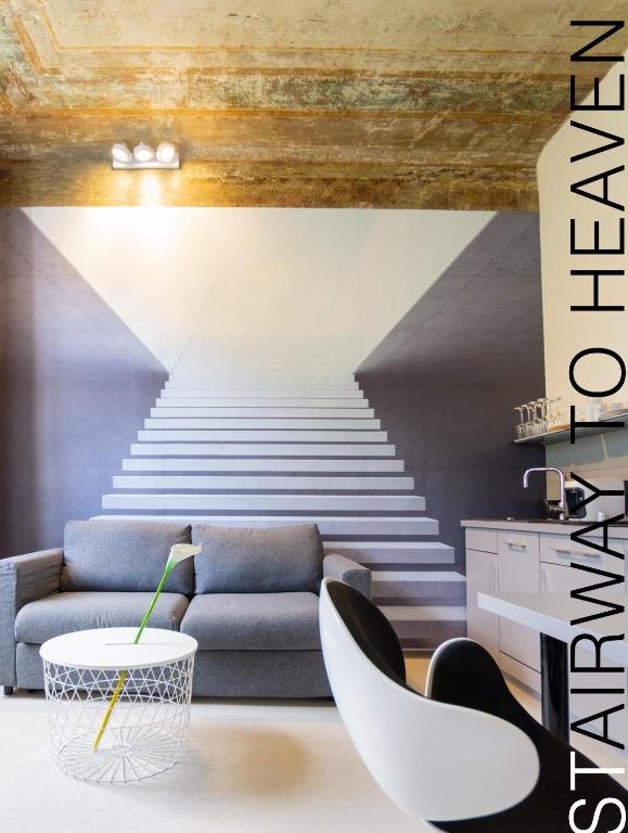 A seating area at LK43-lodging city-apartments, kontaktlos mit Self Check-In