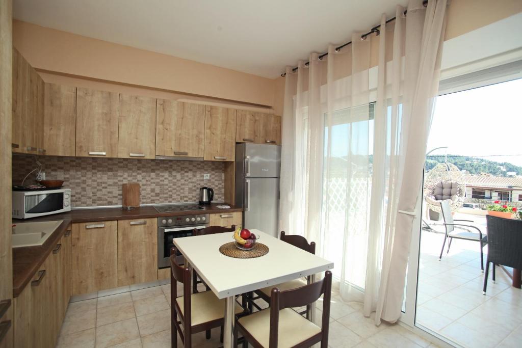 Kuchyňa alebo kuchynka v ubytovaní Suites For You