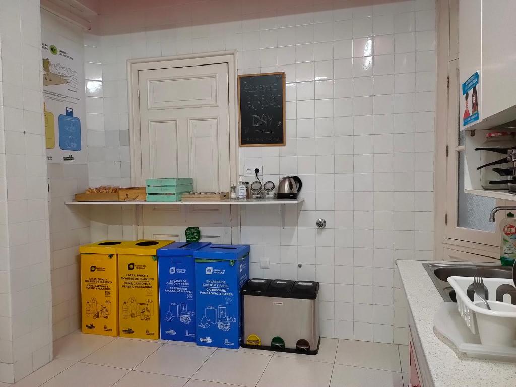 Kuchyň nebo kuchyňský kout v ubytování Zentric Hostel