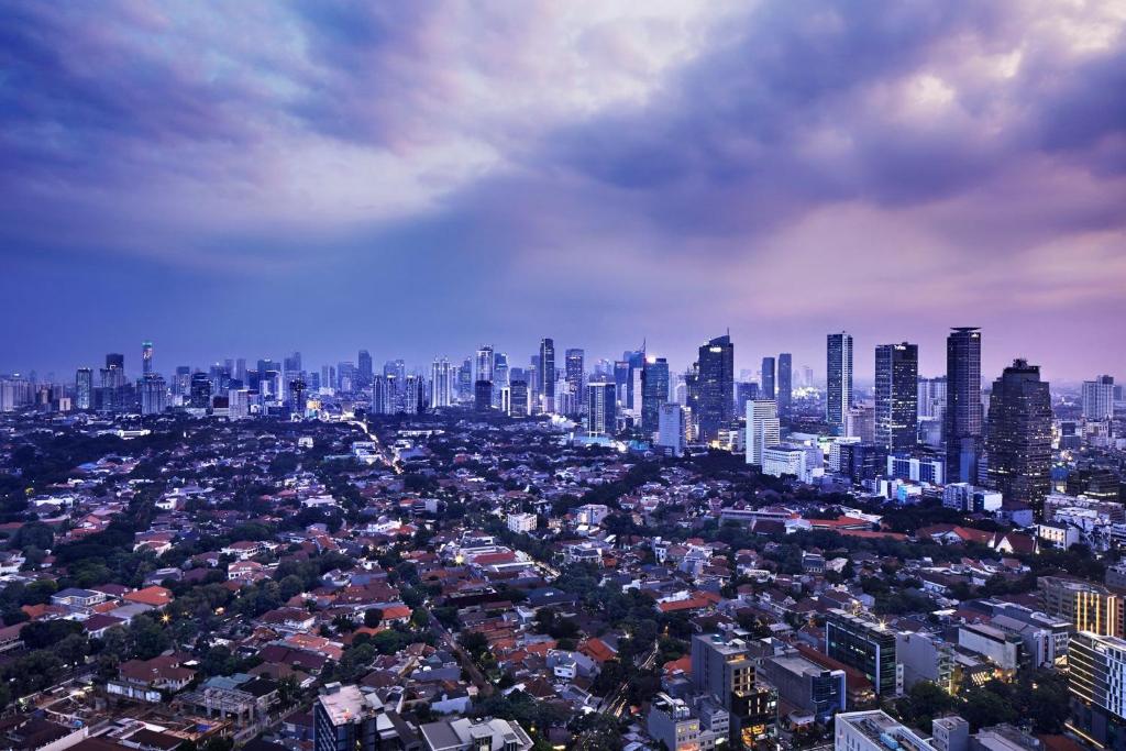 Nespecifikovaný výhled na destinaci Jakarta nebo výhled na město při pohledu z hotelu