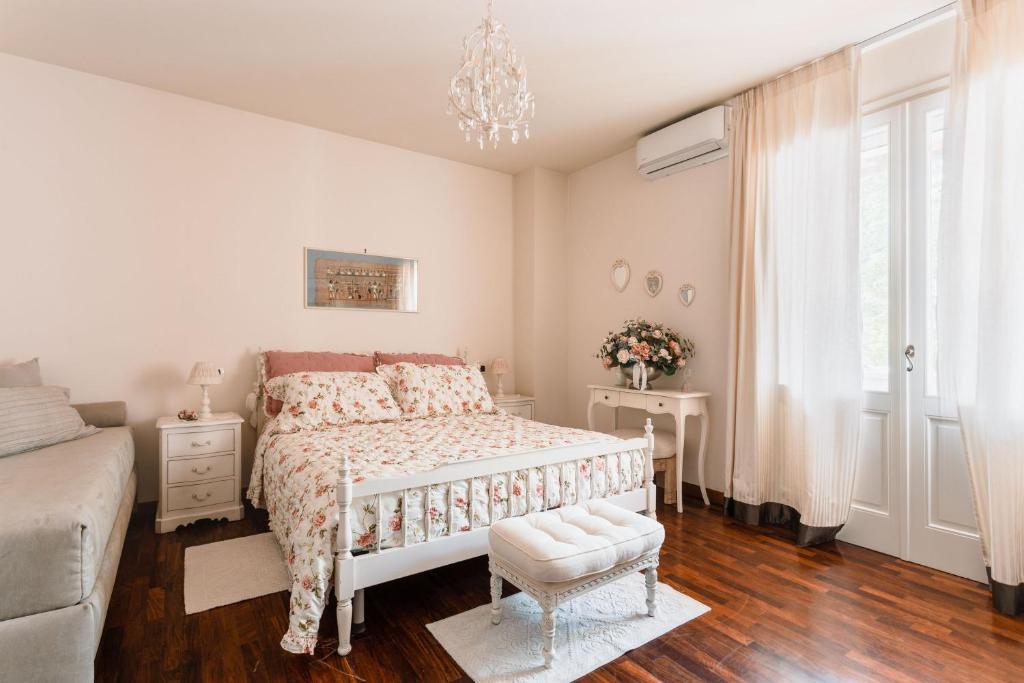 Villa Diletta b&b - Habitación Familiar Con Vista Al Jardín