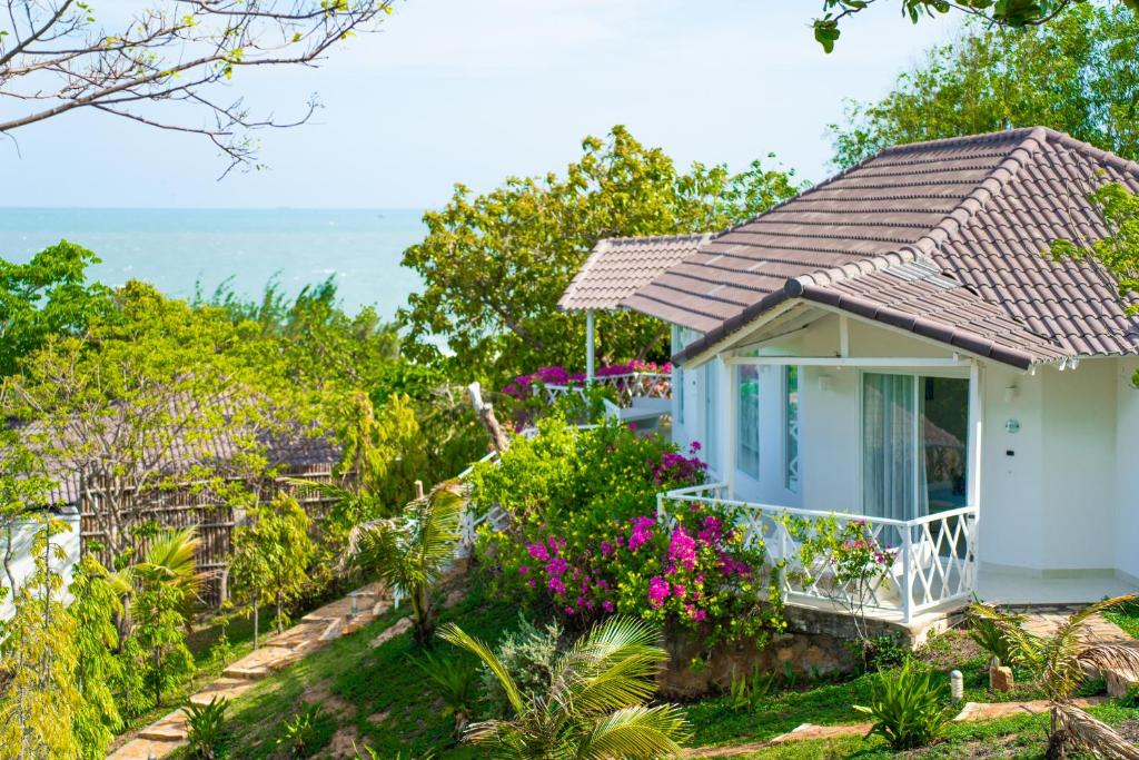 Fleur de Lys Resort & Spa Long Hai, Long Hải – Cập nhật Giá năm 2023