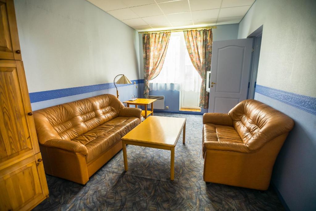 Posezení v ubytování Lõokese Hotell