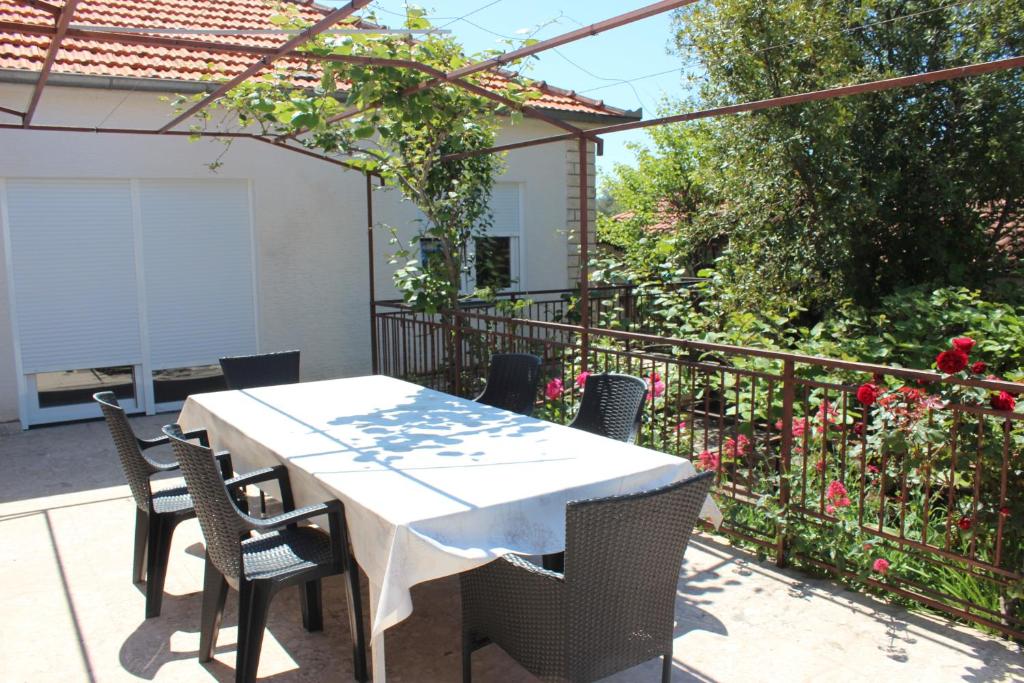Balkon lub taras w obiekcie Pierre's Place