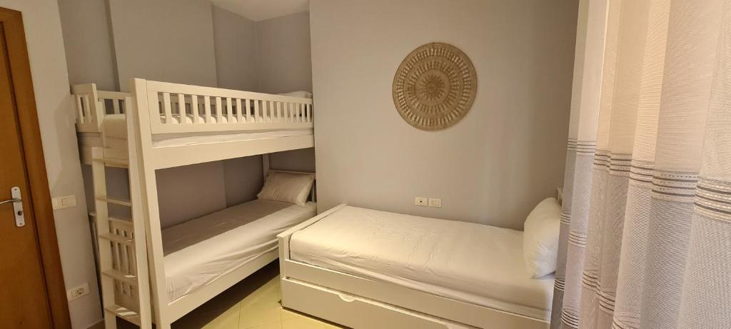 Family Apartment in Golem - Imazhi 5