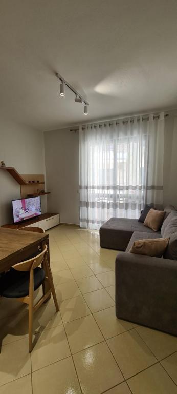 Family Apartment in Golem - Imazhi 3
