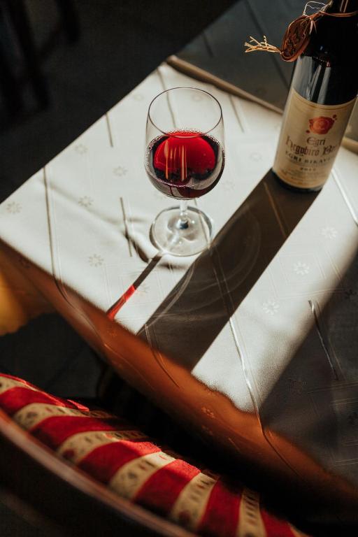 Hotel Korona Wellness, Rendezvény és Borszálloda - Resim 23