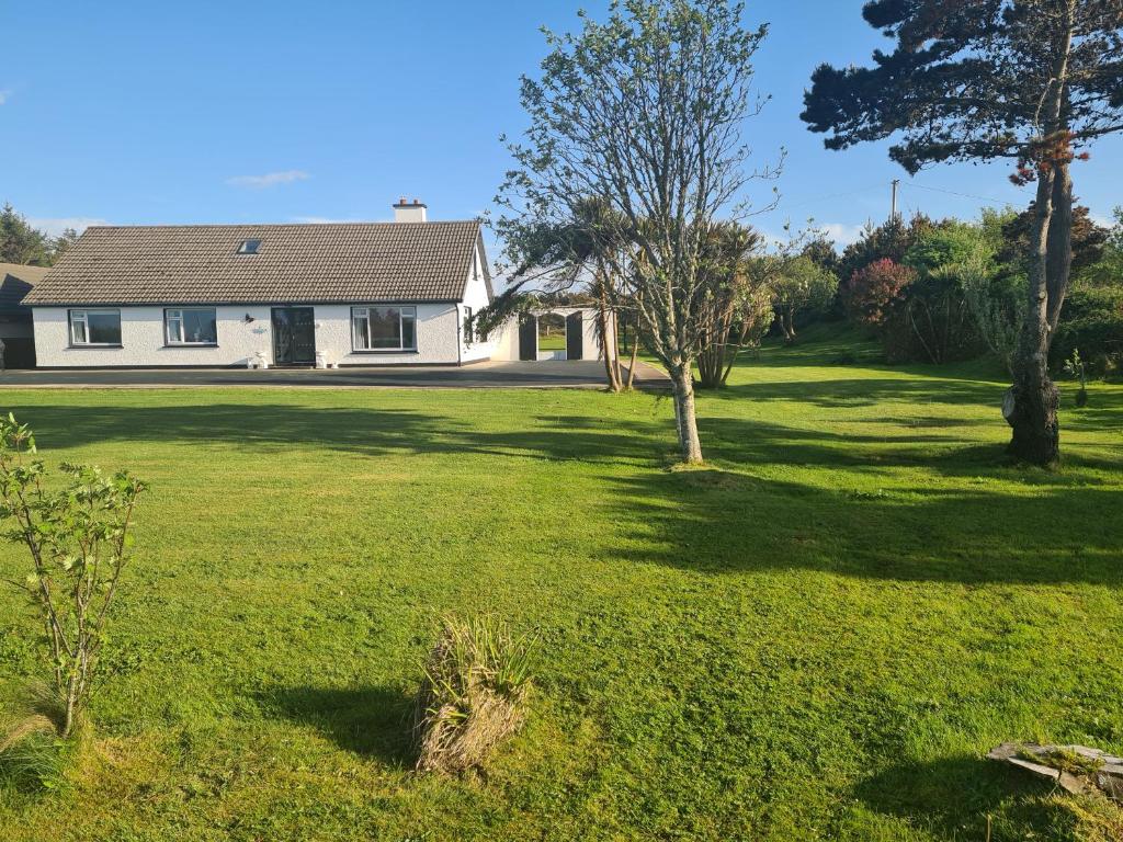 Carraig Bawn, Burtonport (updated prices 2024)