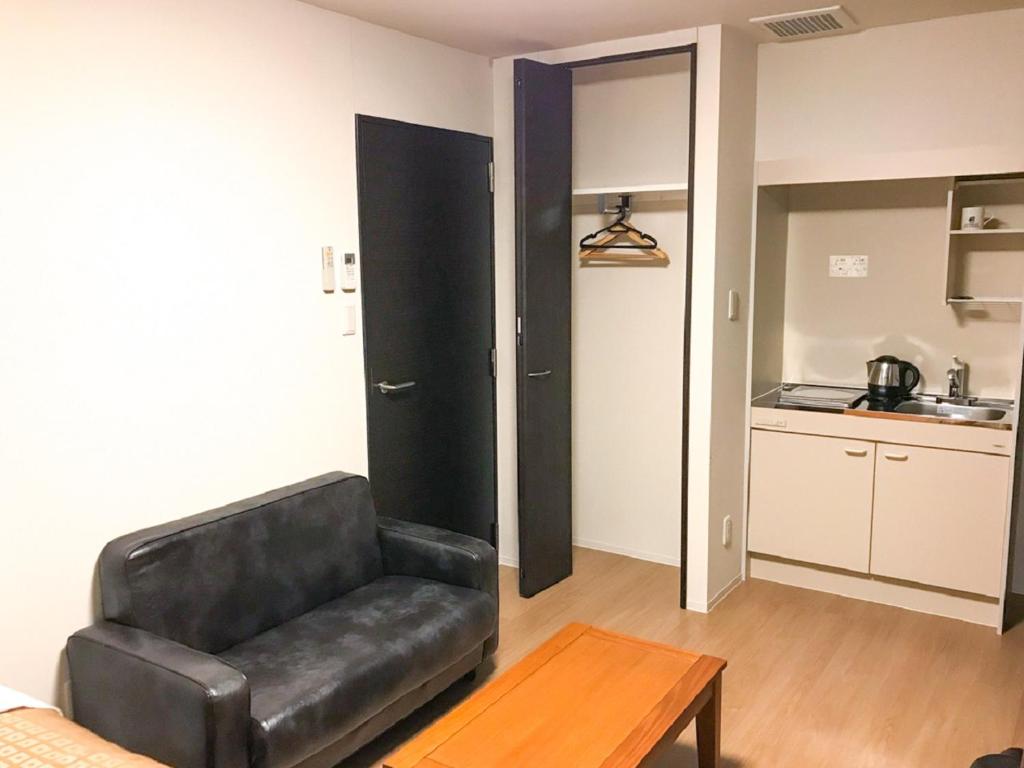 Kuchyň nebo kuchyňský kout v ubytování HOTEL LiVEMAX Takamatsu Eki Mae