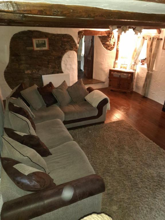 Istumisnurk majutusasutuses Clarisses Cottage