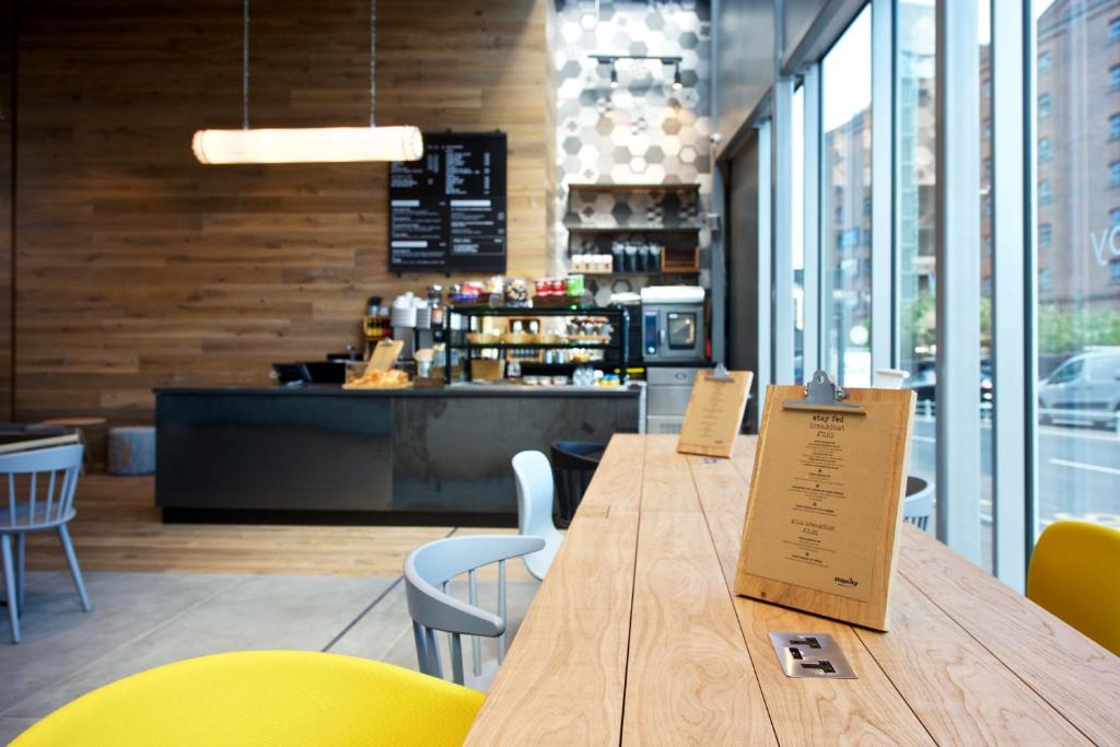 Nápoje v ubytování Staycity Aparthotels Manchester Piccadilly
