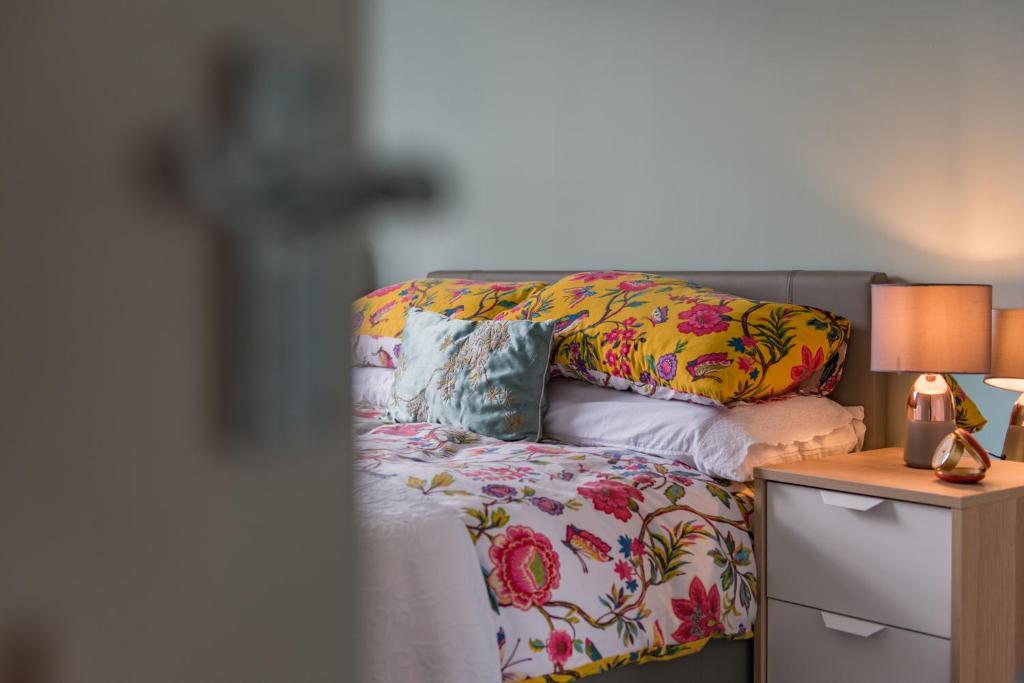 Blackhorse Loft - spacious apartment by the sea - Two-Bedroom Apartment