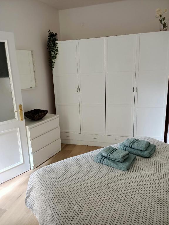 Postel nebo postele na pokoji v ubytování YourCanterasBeachApartment