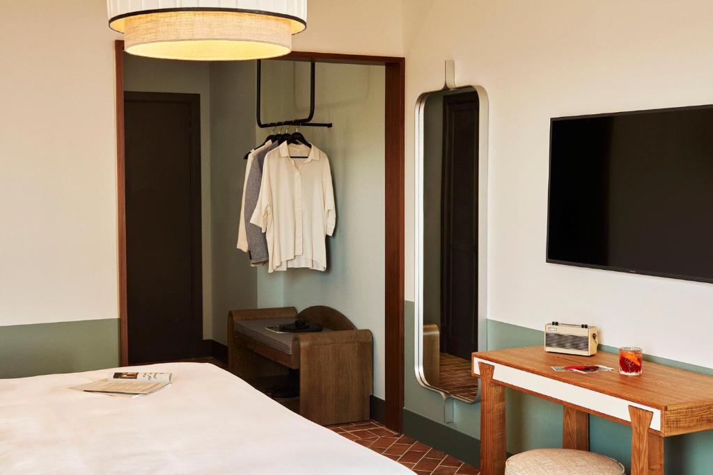 The Hoxton, Poblenou - Resim 45