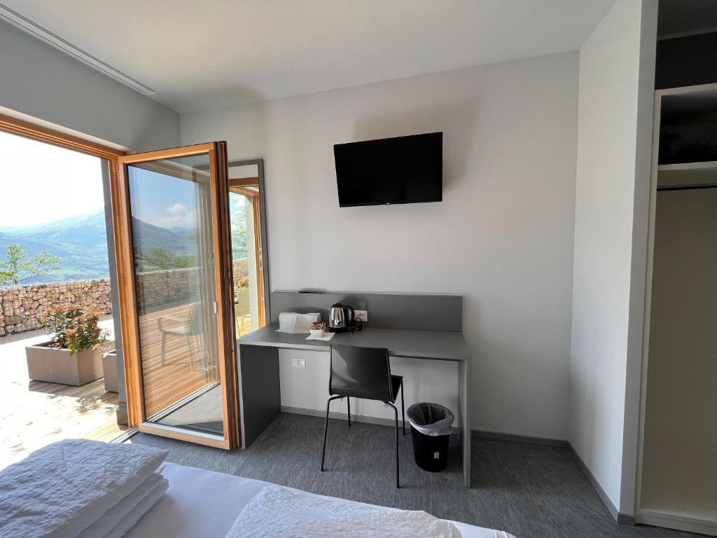 A television and/or entertainment centre at Agriturismo Margone