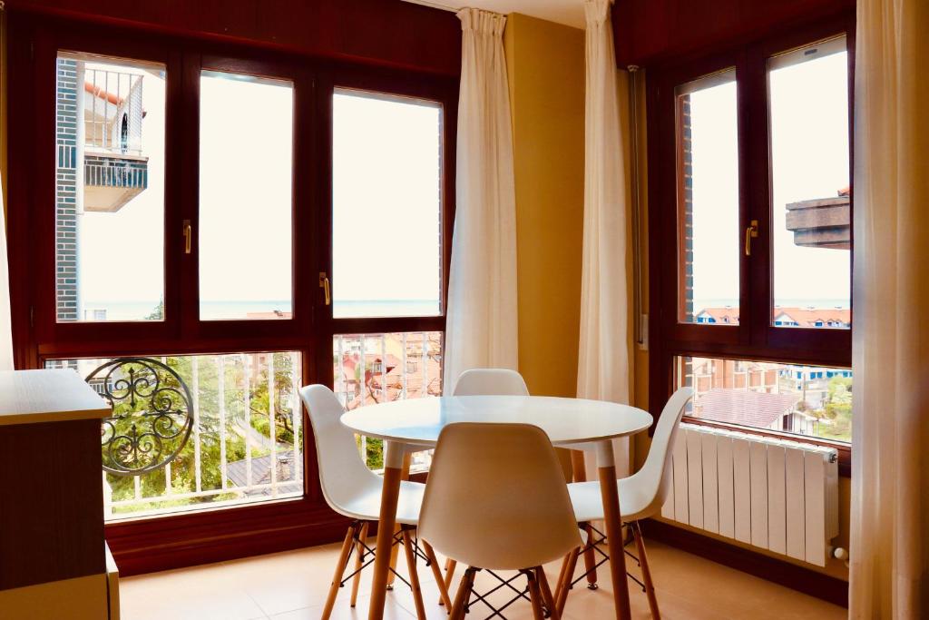 Posedenie v ubytovaní Apartaments La Reserva Premium