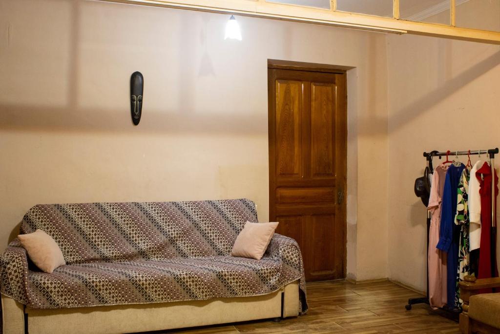 Posezení v ubytování Nino's Guest House