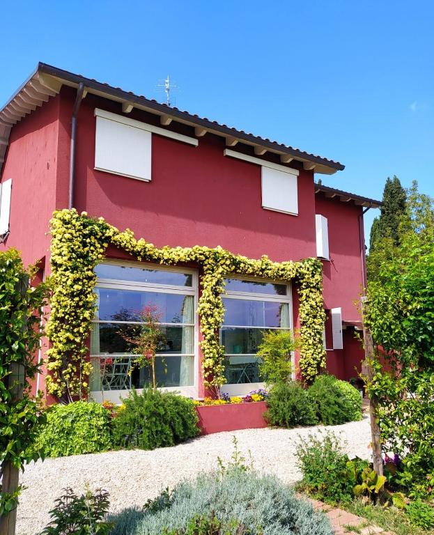 Budova, kde se the country house nachází