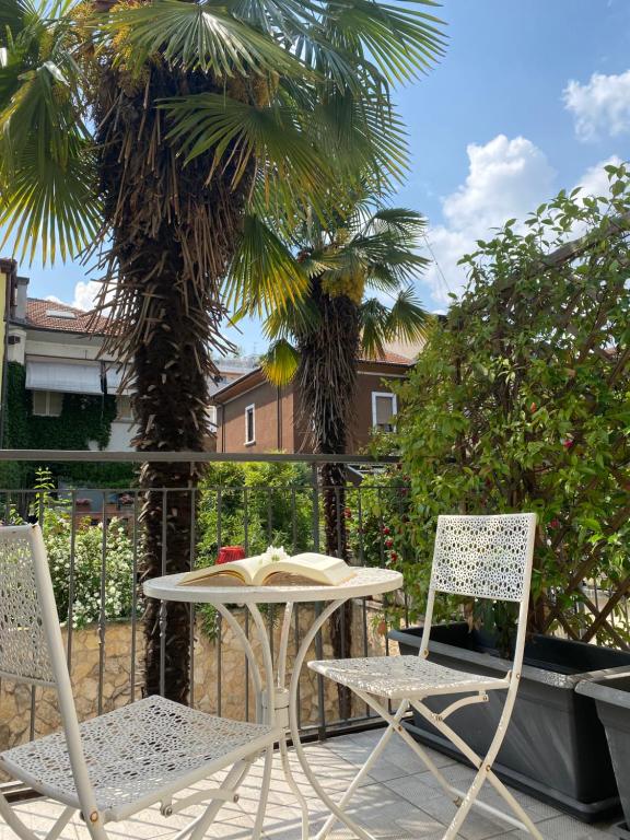 Jardí fora de Hotel RossoVino Milano