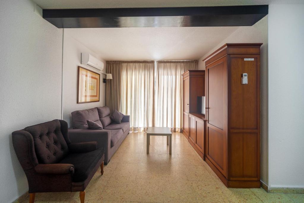 TV a/nebo společenská místnost v ubytování Apartamentos Maja
