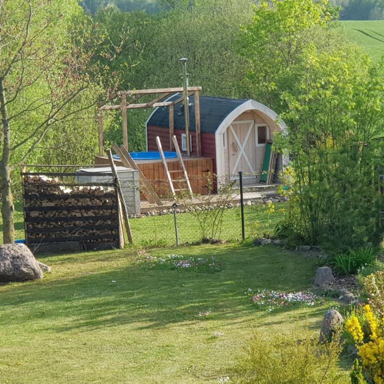 Vonkajšia záhrada v ubytovaní Agroturystyka „Między Polami”