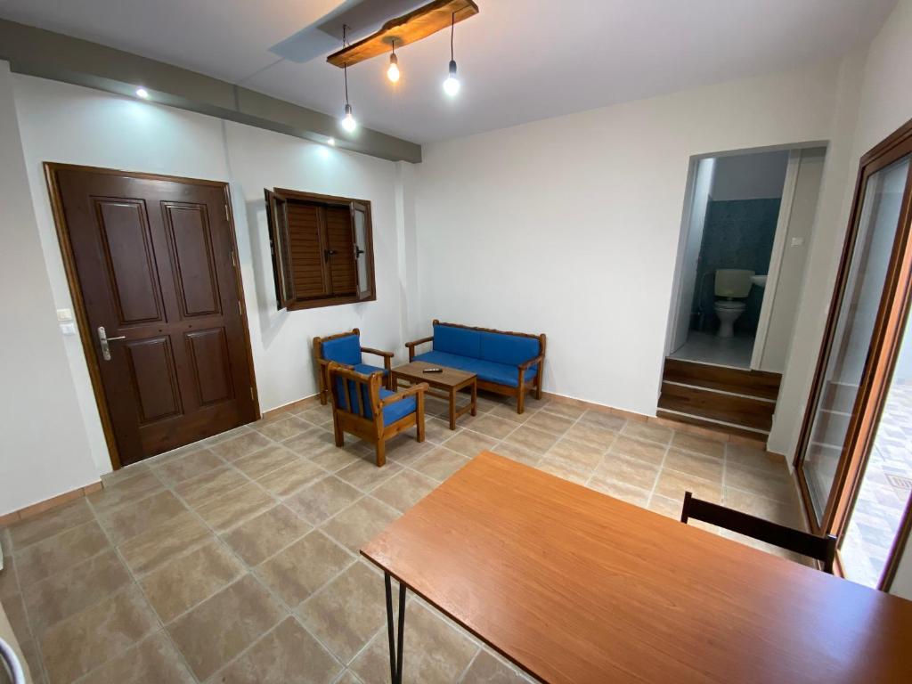 Posedenie v ubytovaní Kalamata home, Marina C