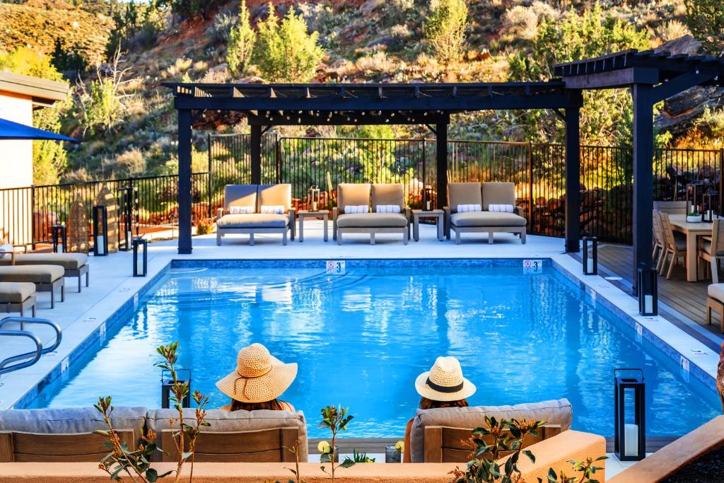 Bazén v ubytování LaFave Luxury Rentals at Zion nebo v jeho okolí