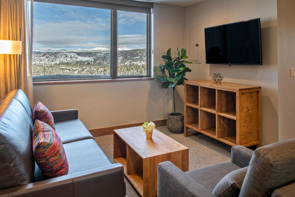 Grand Colorado on Peak 8 - Suite