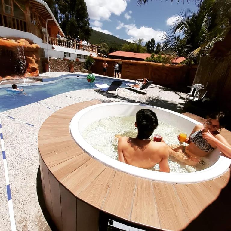 Bazén v ubytování Hotel Campestre Inaoska Ecospa nebo v jeho okolí