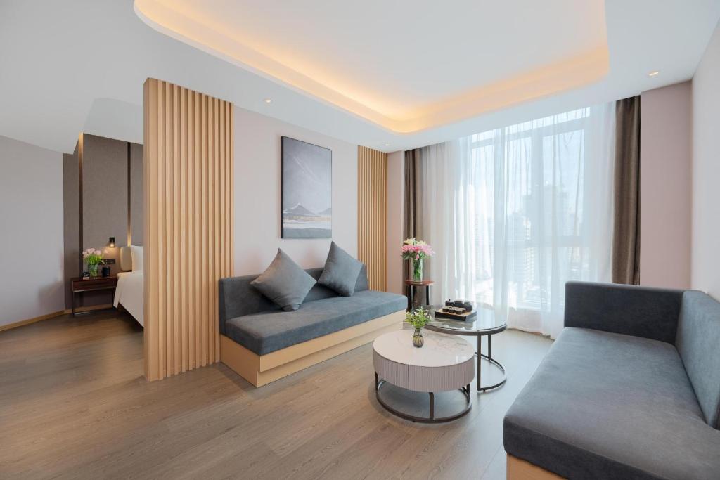 Atour Hotel Lanzhou Xiguan Zhangye Road Pedestrian Street - 