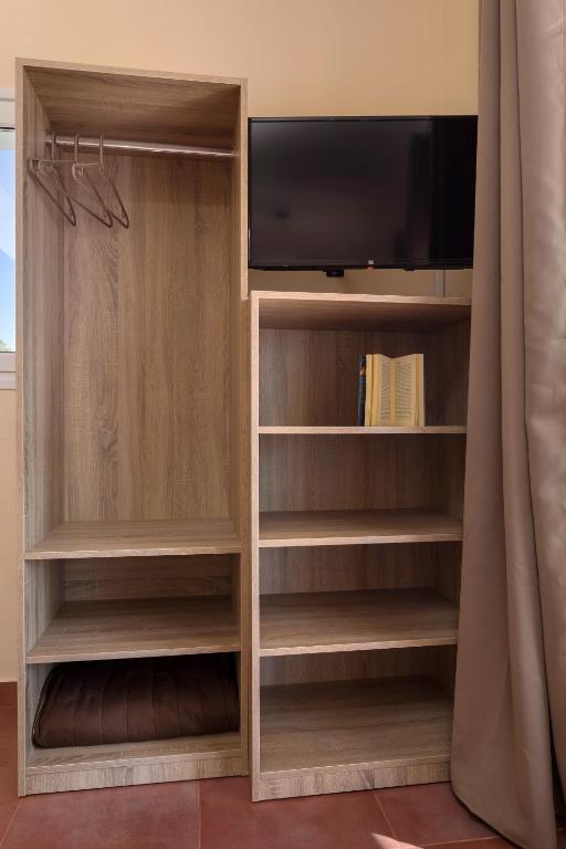 The library in the holiday home