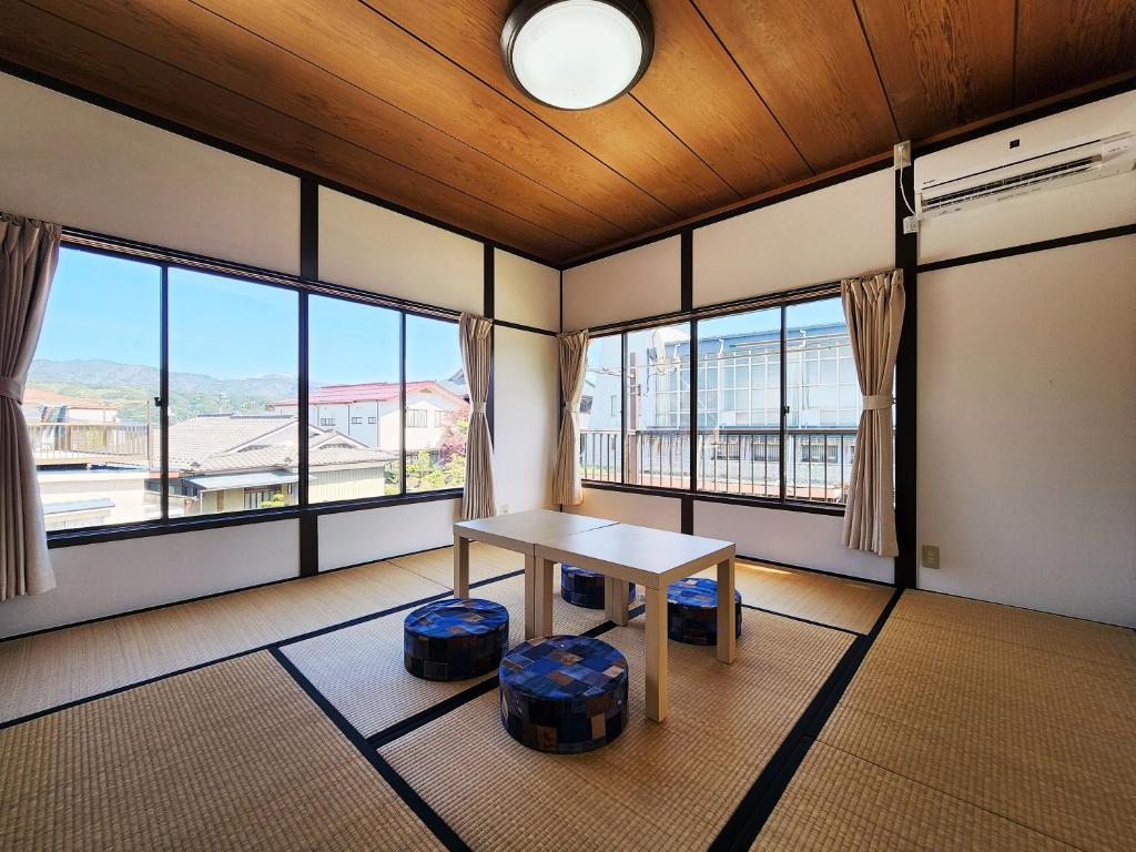 MiyadaにあるGuesthouse YadoyaDOYAのギャラリーの写真