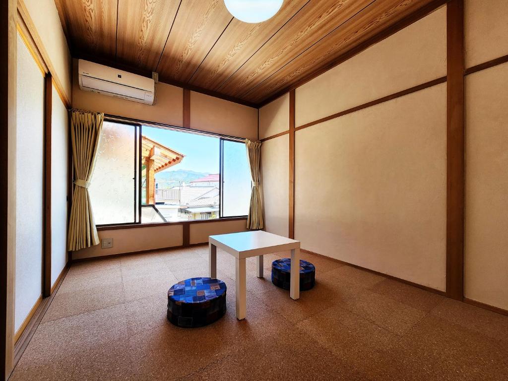 MiyadaにあるGuesthouse YadoyaDOYAのギャラリーの写真