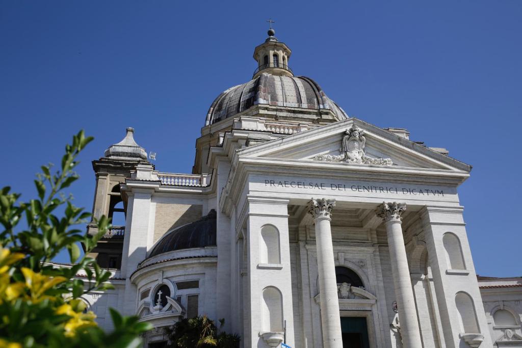 BeYou Hotel Ponte Milvio - Resim 25