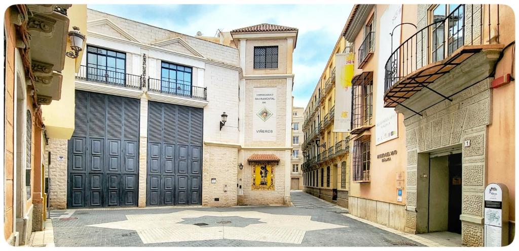 ESTUDIO TRANQUILO EN PLENO CENTRO DE MALAGA - 19