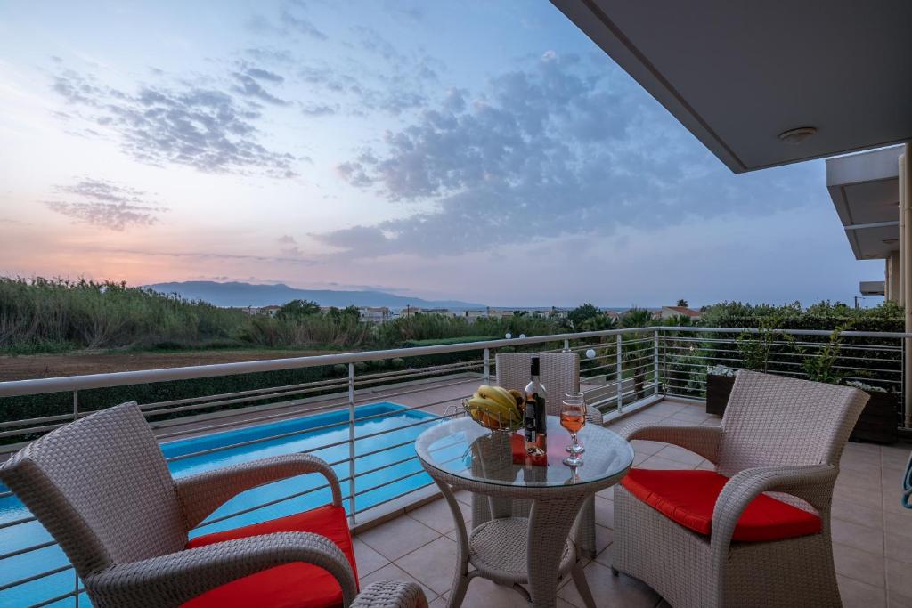 Acalli Poolfront Apartment, Gerani Chanion (updated prices 2024)