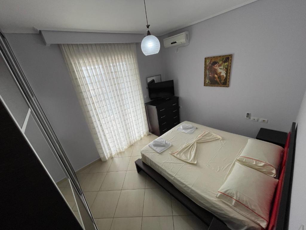 Sunny Beach Apartment - Image 7
