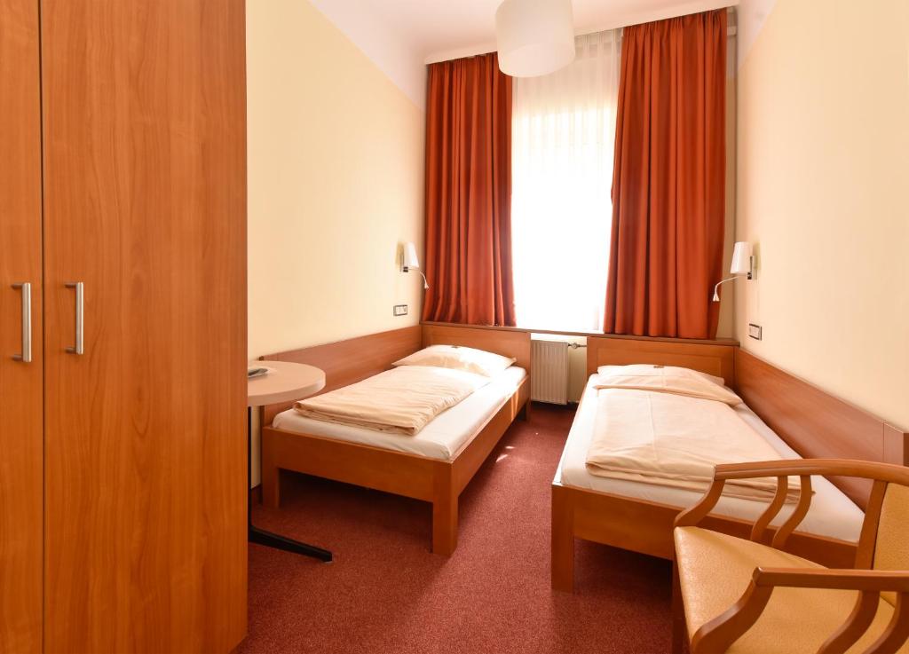 Hotel ADRIA München - Resim 16