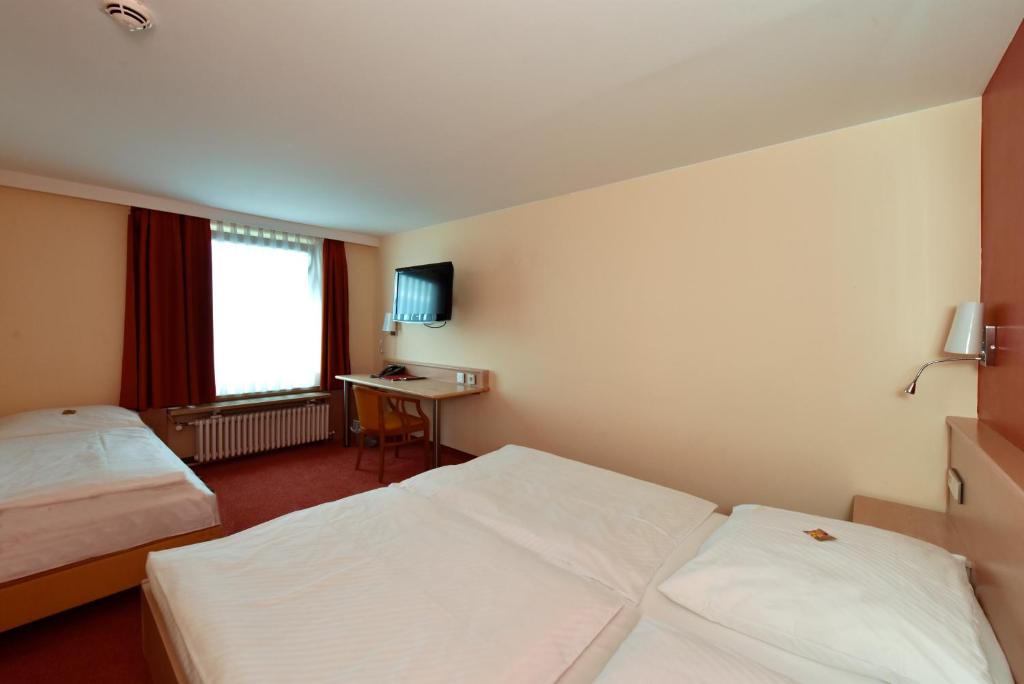 Hotel ADRIA München - Resim 33