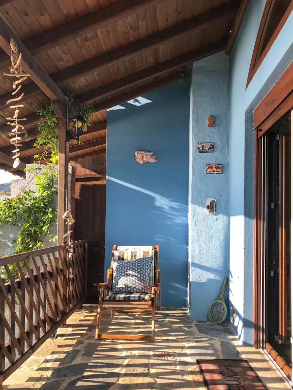 A balcony or terrace at Balcony on the Rocks
