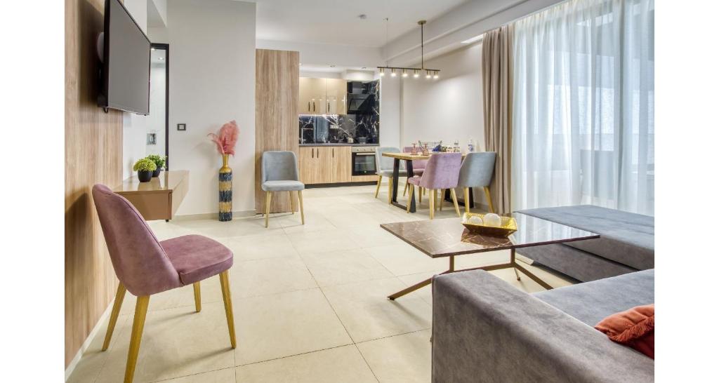 Sapphire Horizon Suites - 1