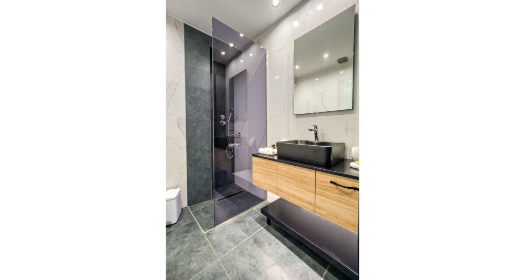 Sapphire Horizon Suites - 14