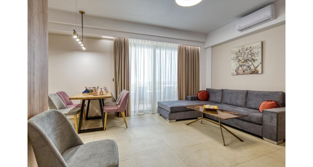 Sapphire Horizon Suites - 4