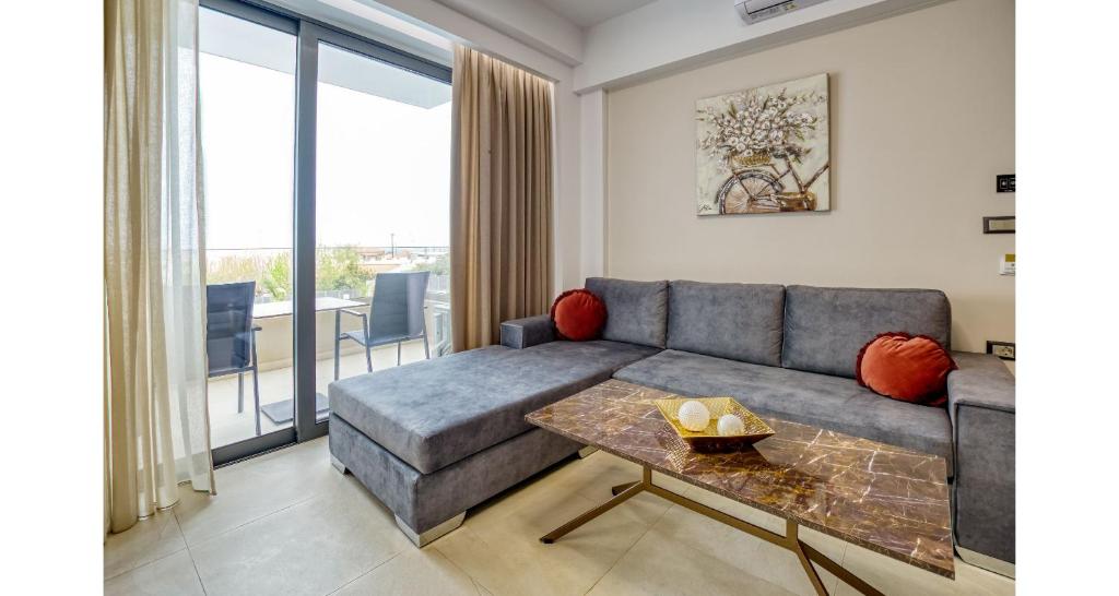 Sapphire Horizon Suites - 9