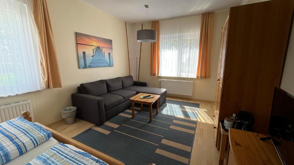 Kastanienhof Hotel garni - Chambre Double Standard Avec Vue Sur Jardin 30
