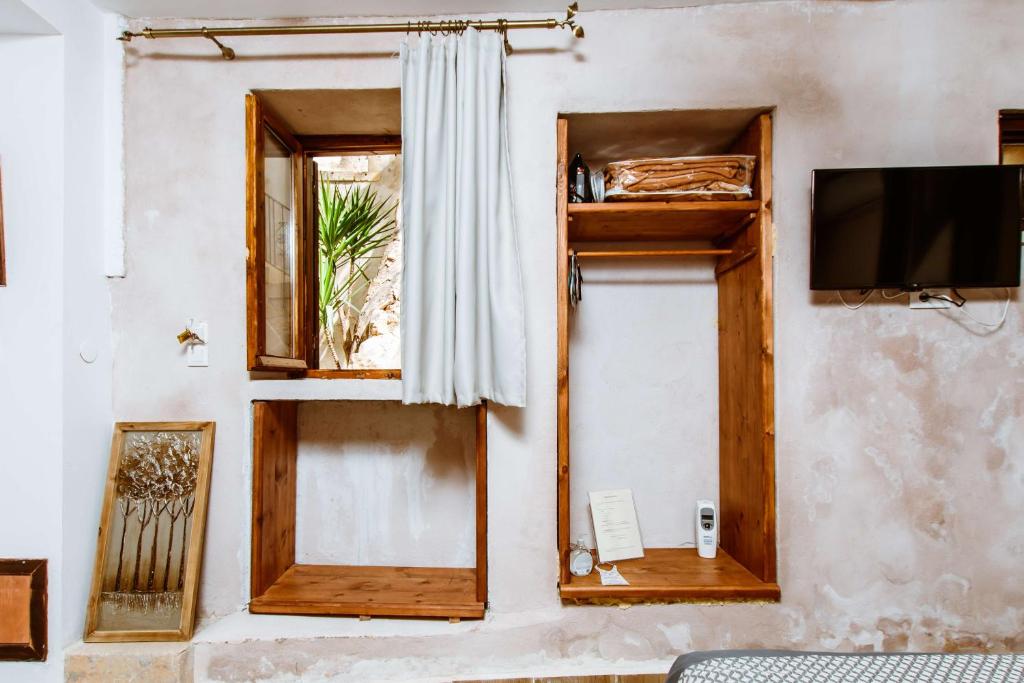 Bozzali Deluxe Hotel - 11