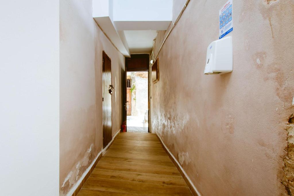 Bozzali Deluxe Hotel - 15